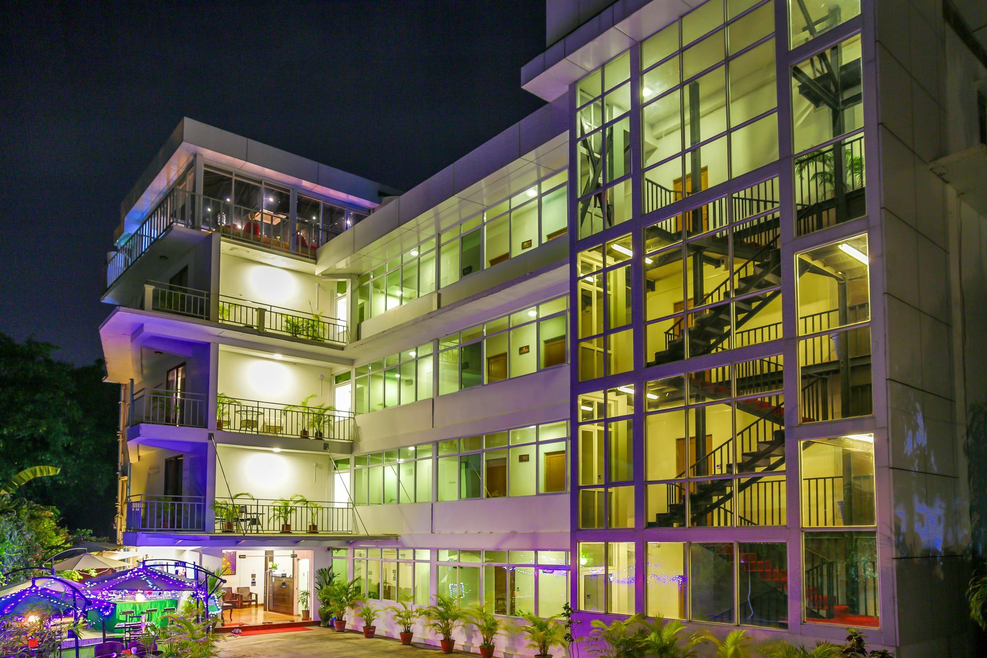 Sky View Hotel Rangun Kültér fotó
